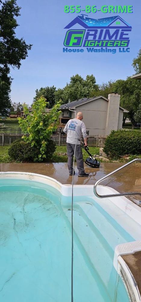 Poolside Concrete & Deck Cleaning in Lathrop, MO